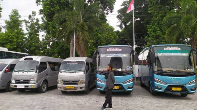 Bus untuk penonton MotoGP Mandalika.