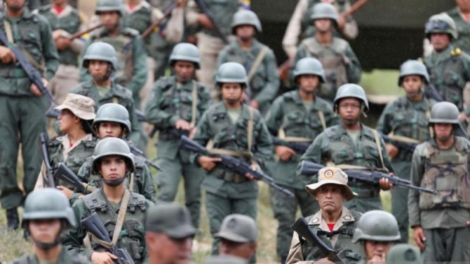  Anggota pasukan FANB Venezuela.