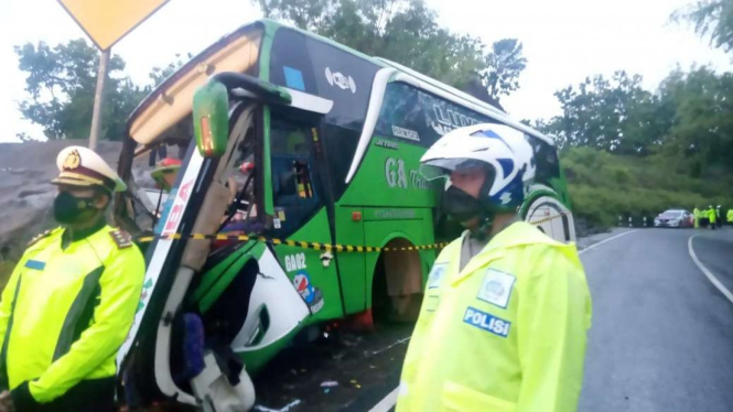 Kecelakaan Bus Pariwisata di Yogyakarta Tewaskan 13 Orang