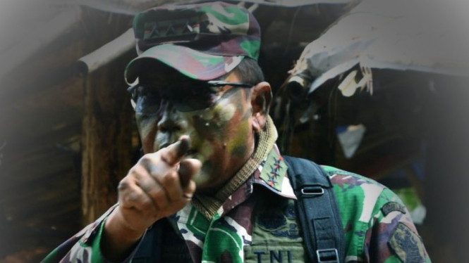 VIVA Militer: Letjen TNI (Purn) AM Putranto.