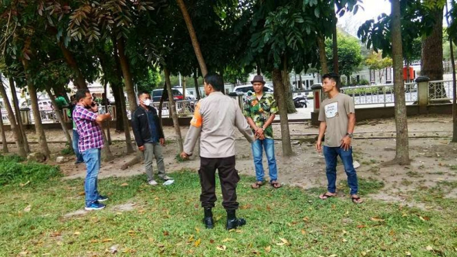 Polisi lakukan olah TKP kasus penikaman di Simalungun