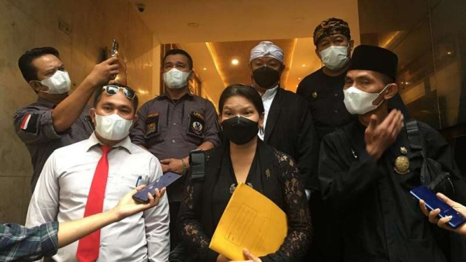 Pelapor kasus Arteria Dahlan mendatangi Polda Metro Jaya