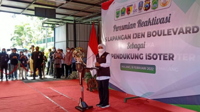 Gubernur Jatim Khofifah Indar Parawansa di RS Idjen Boulevard, Jatim.