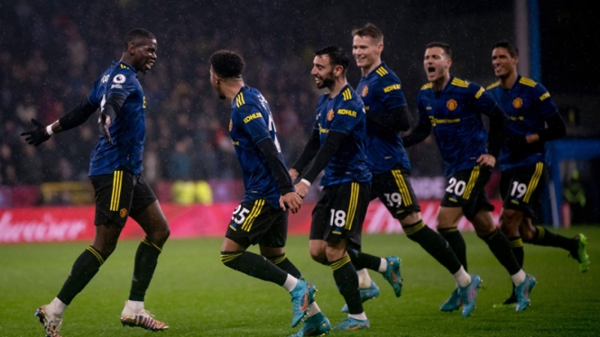 Pemain MU selebrasi gol ke gawang Burnley