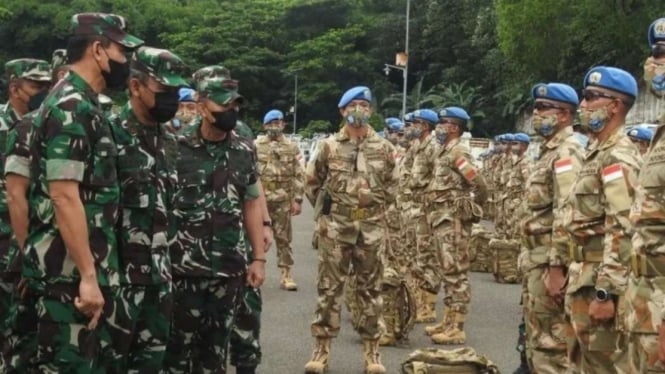 VIVA Militer: Asops Panglima TNI cek kesiapan personel Satgas BGC TNI Konga