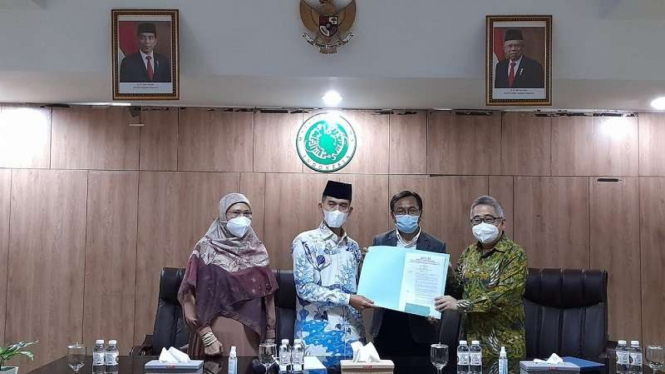 MUI mengeluarkan fatwa halal vaksin Merah Putih yang dikembangkan Unair