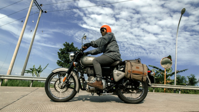 Royal Enfield dan Eiger kolaborasi bikin riding apparel dan riding gear.