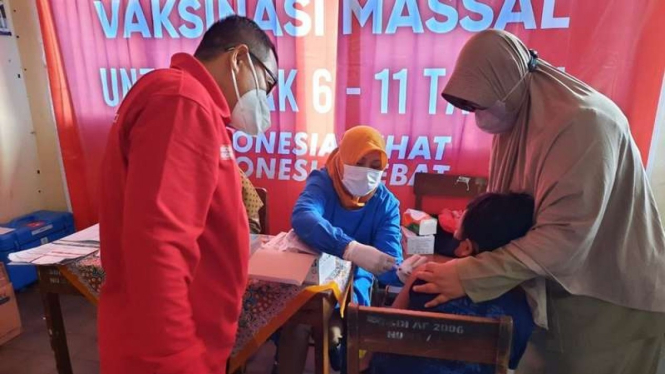 Vaksinasi massal anak di Jawa Tengah
