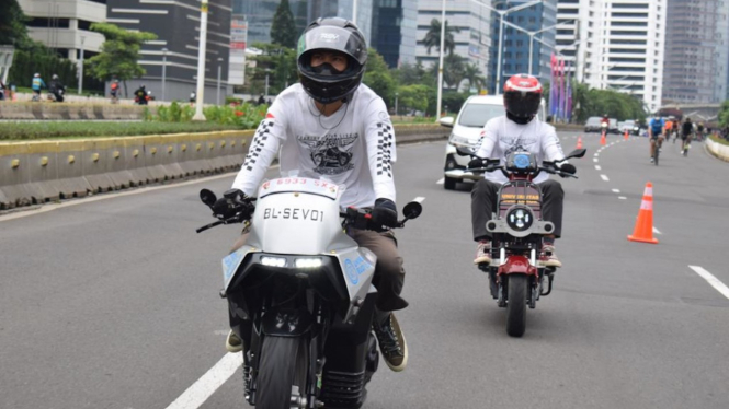 Sunmori menggunakan motor listrik karya mahasiswa.