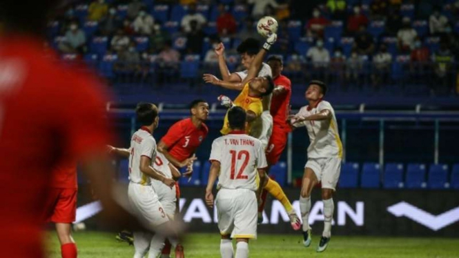 Duel Singapura vs Vietnam di Piala AFF U-23 2022.