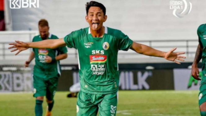 Gelandang PSS Sleman, Dave Mustaine rayakan gol