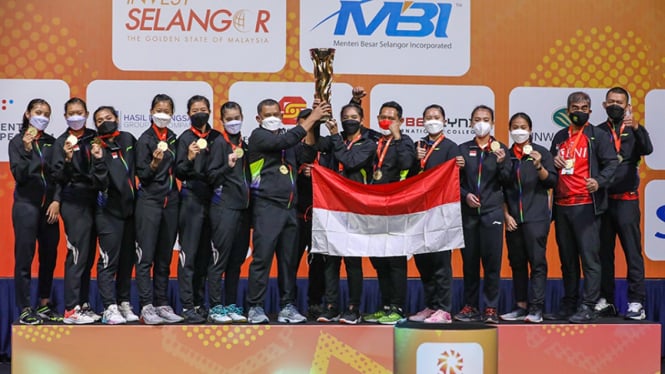 Tim putri bulutangkis Indonesia juara BATC 2022