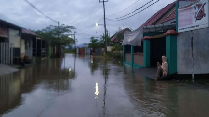 Permukiman warga di Kota Makassar kebanjiran