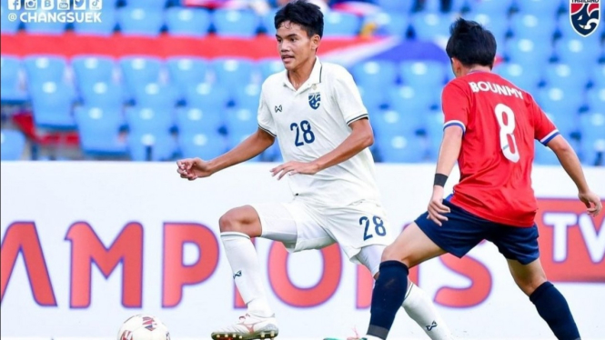 Pertandingan semifinal Piala AFF U-23 2022 antara Laos vs Thailand. 