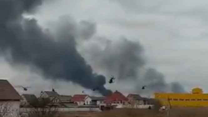 Helikopter Rusia serang bandara Hostomel dekat Kiev, Ukraina