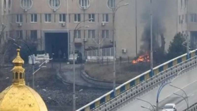 Kondisi mencekam kota di Ukraina yang diserang oleh militer Rusia