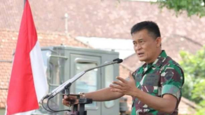 VIVA Militer: Pangdam IX/Udayana Mayjen TNI Sonny Aprianto