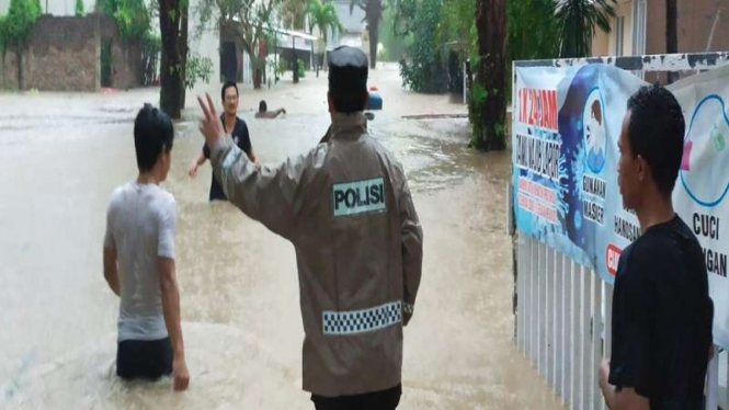 Banjir merendam permukiman warga di Serang, Banten