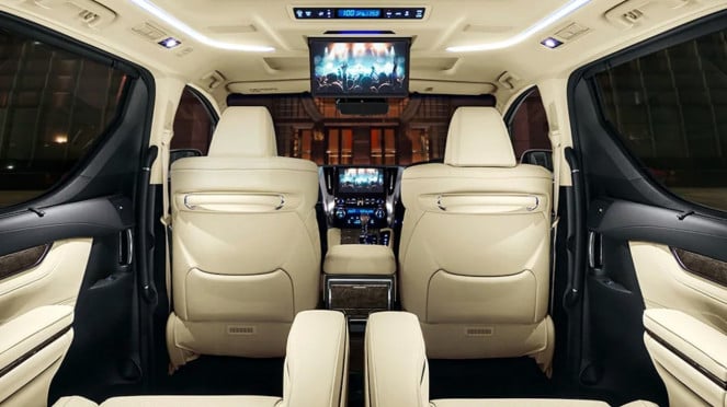 Interior Toyota Alphard 2021