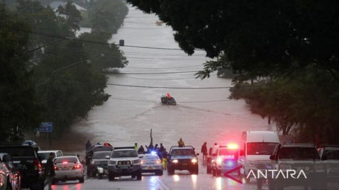 Banjir melanda Kota Lismore setelah hujan lebat melanda bagian timur laut New South Wales, Australia, Senin (28/2/2022). 