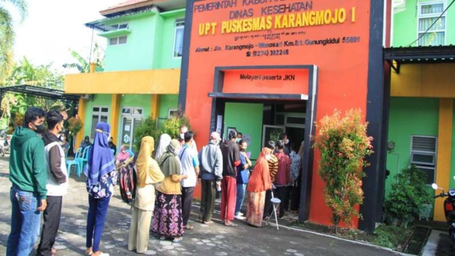Antrean vaksinasi di Daerah Istimewa Yogyakarta