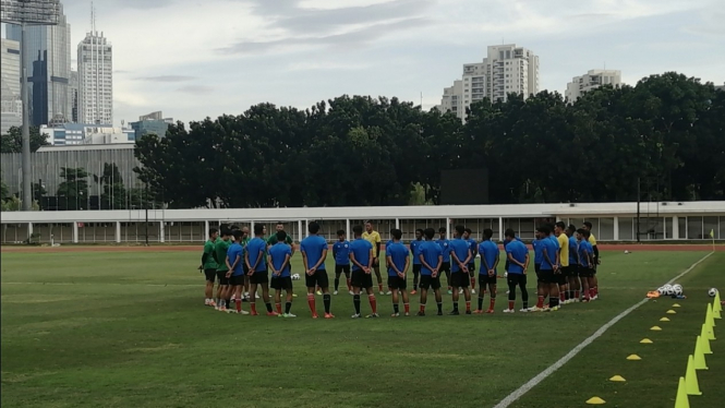 Skuad Timnas Indonesia U-19 menjalani latihan. 