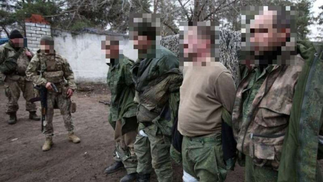 VIVA Militer: Tentara Rusia jadi tahanan perang pasukan Ukraina