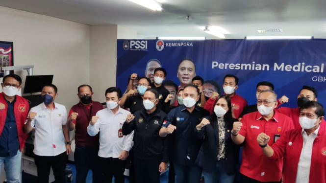 PSSI dan Menpora meresmikan pusat kesehatan PSSI