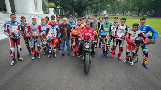 Presiden Jokowi dengan Para Pembalap MotoGP