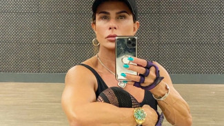 Usia 53 Tahun, Nenek Ini Punya Tubuh Sixpack, Begini Rahasianya