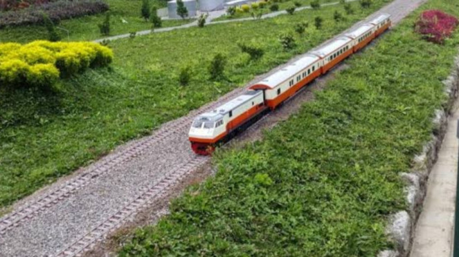 Miniatur kereta api
