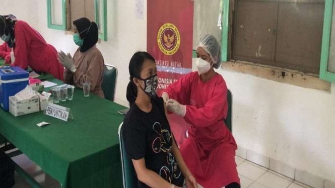 Badan Intelijen Negara (BIN) DIY menggencarkan vaksinasi untuk masyarakat umum