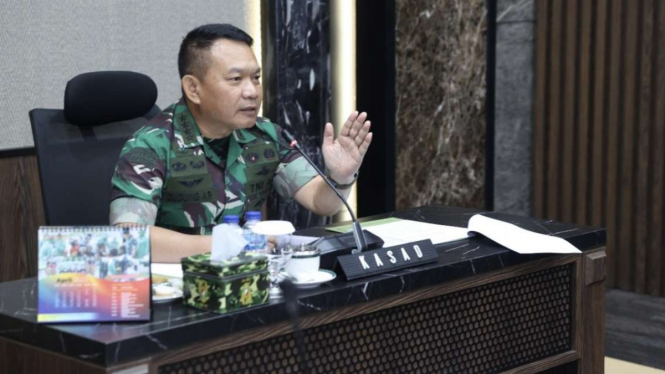 VIVA Militer: KSAD Jenderal TNI Dudung Abdurachman berikan arahan ke Pangkotama