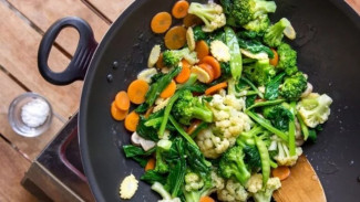 Harga Minyak Goreng Naik, Ini Tips Olah Makanan Sehat