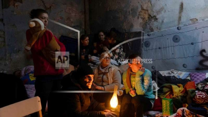 Shelter bagi warga terhindar dari serangan bom di Mariupol, Ukraina