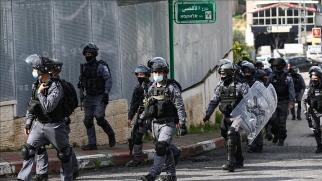 Polisi Israel.