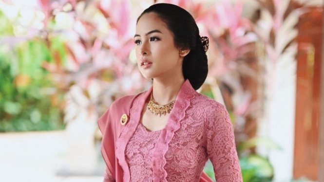 Maudy Ayunda