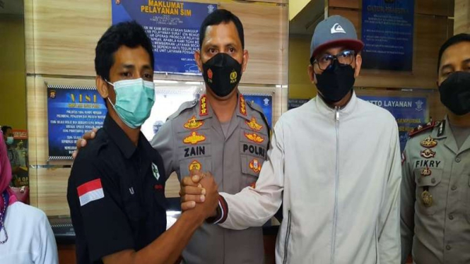 Pengemudi mercy yang halangi ambulans memenuhi panggilan polisi