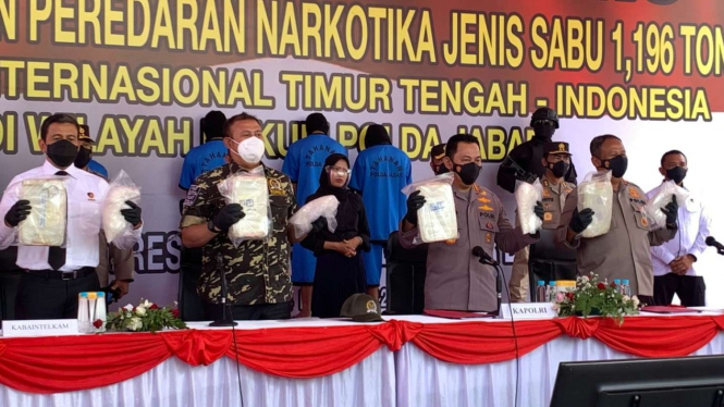 Kapolri Jenderal Polisi Listyo Sigit Prabowo merilis kasus pengungkapan sabu.