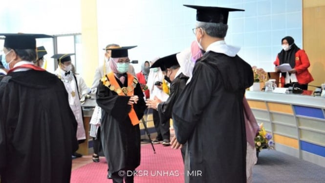 Prof. Alimuddin Dikukuhkan sebagai Guru Besar Unhas