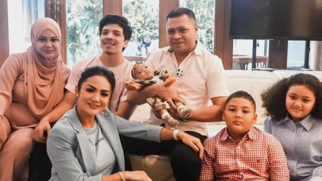 Keluarga Raul Lemos dan keluarga Atta Halilintar
