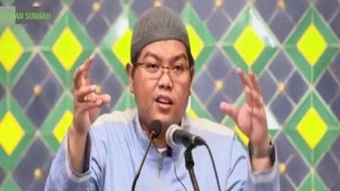 Ustaz Firanda Andirja Abidin