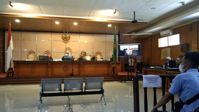 Sidang Habib Bahar bin Smith, di PN Klas 1A Khusus Bandung, Jabar ditunda.