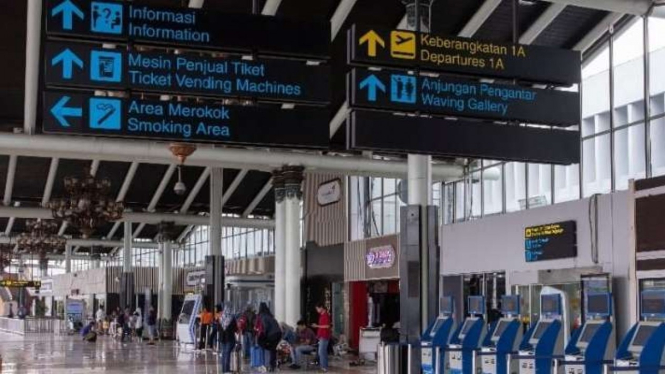 Terminal 1 Bandara Soekarno Hatta, Tangerang.