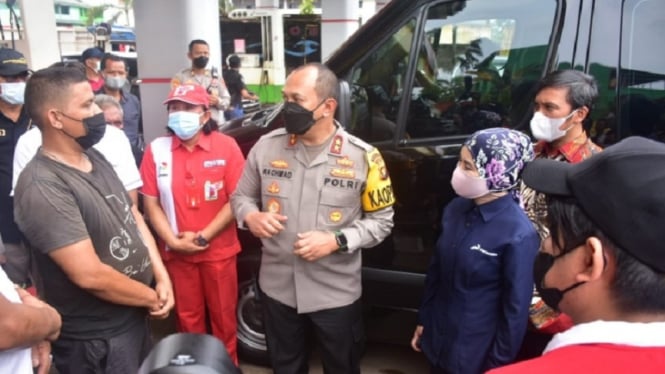 Dirut Pertamina  Nicke Widyawati sidak ke SPBU di Jambi