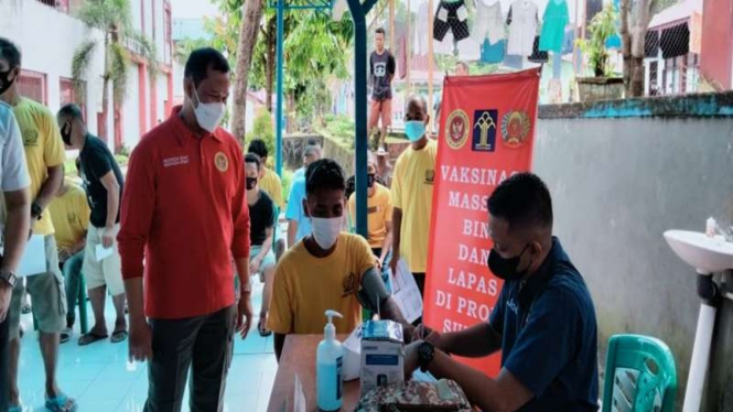 Vaksinasi di Lapas kelas III Amurang, Kabupaten Minahasa Selatan