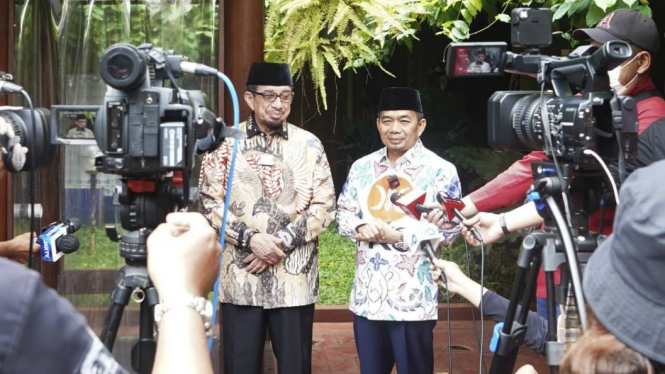 Ketua Majelis Syura PKS Salim Segaf Al Jufri dan Ketua F-PKS Jazuli Juwaini