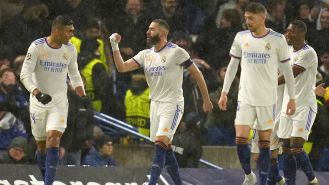 Karim Benzema mencetak gol dalam laga Chelsea vs Real Madrid