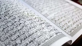 5 Manfaat Membaca Al-Quran di Bulan Ramadhan