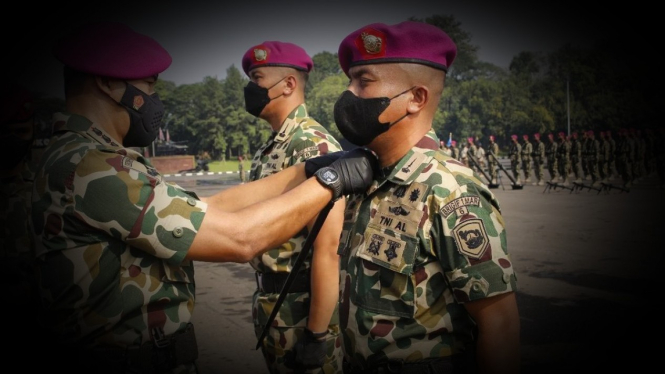 VIVA Militer: Serah terima jabatan Danyonif 6 Marinir.